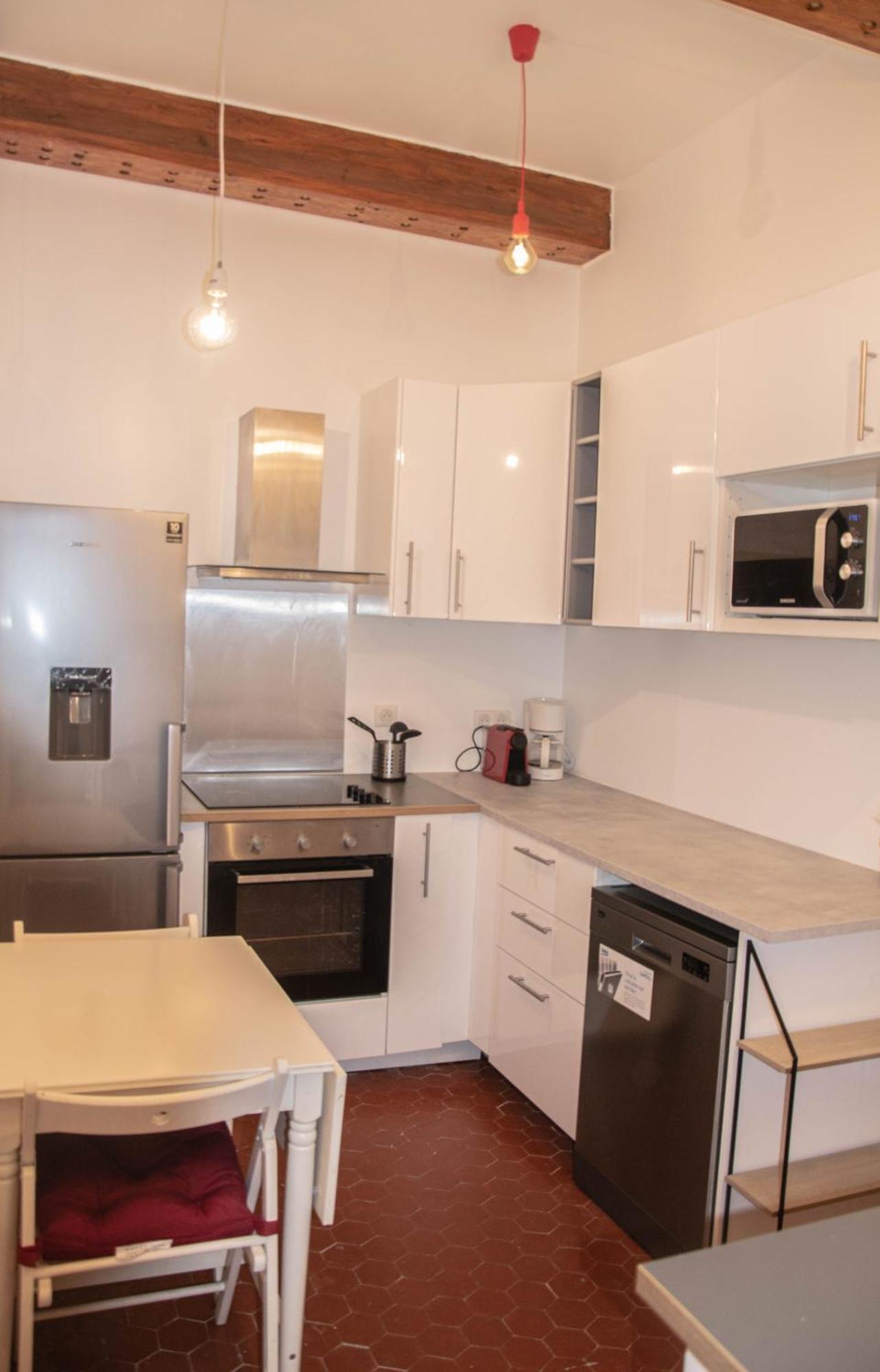 Cosy Right In Cours Mirabeau Apartment