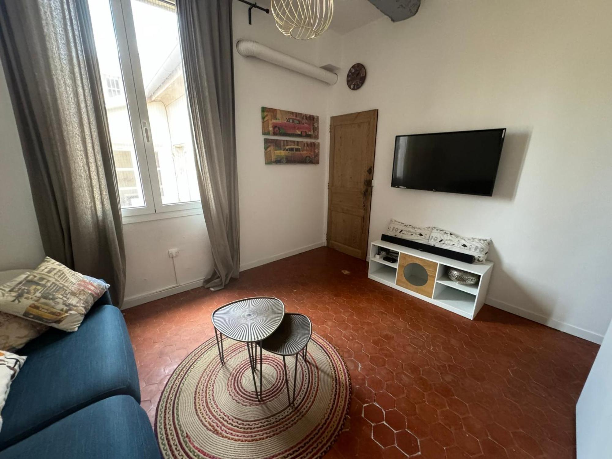 Apartment Cosy Right In Cours Mirabeau *